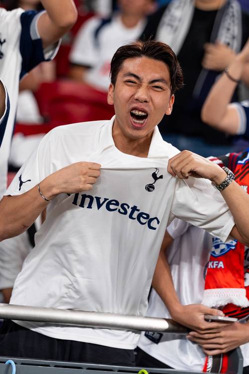 热议U16男足晋级：09三个中锋很幸福，希望终结无缘世少赛（U16男足晋级引热议：09梯队三中锋豪华，期待终结世少赛无缘纪录）